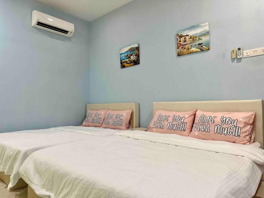 Holiday home Modern Home/ 5 Min Jonker/walking Mahkota Mall & Hospital/ 24 Pax 7r6b/ Mlk Town