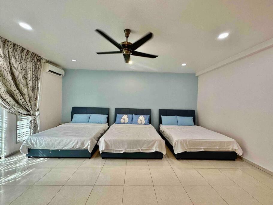 Modern Home/ 5 Min Jonker/walking Mahkota Mall & Hospital/ 24 Pax 7r6b/ Mlk Town Holiday home Malacca